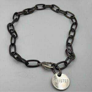 Twisted Silver Classic Necklace Gunmetal Silver 19” Chunky Link Paper Clip Chain